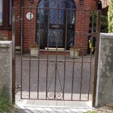 Small front side gate